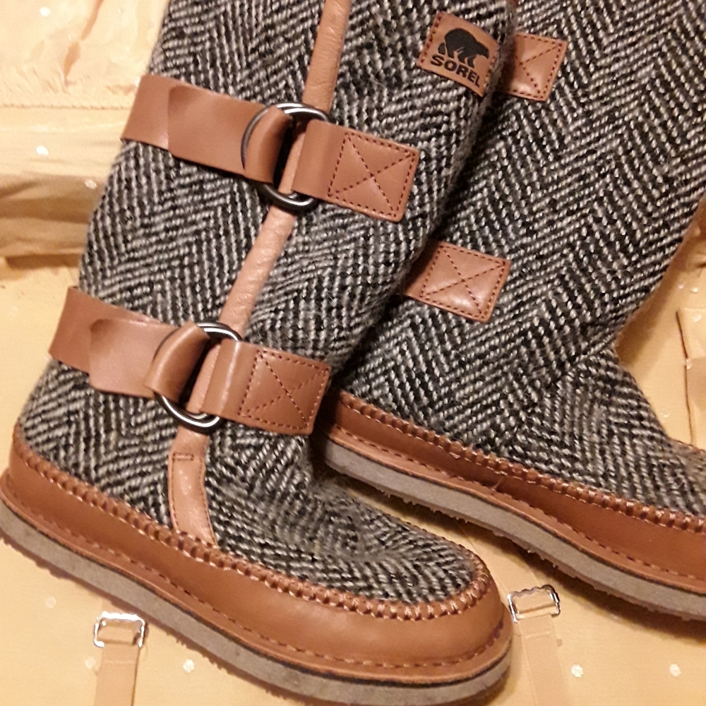 Sorel Chipahko Wool Boots SUPER RARE
